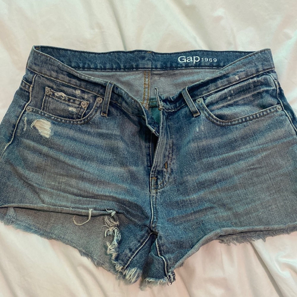 Gap cutoff Jean shorts size 8/12